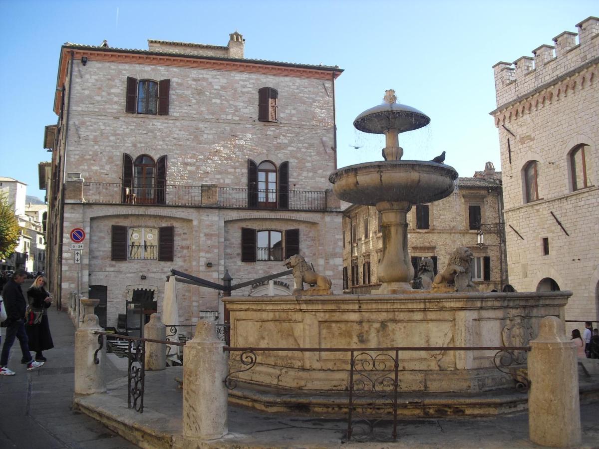 Ogni Finestra E Un Quadro - Appartamento Ad Assisi Kültér fotó